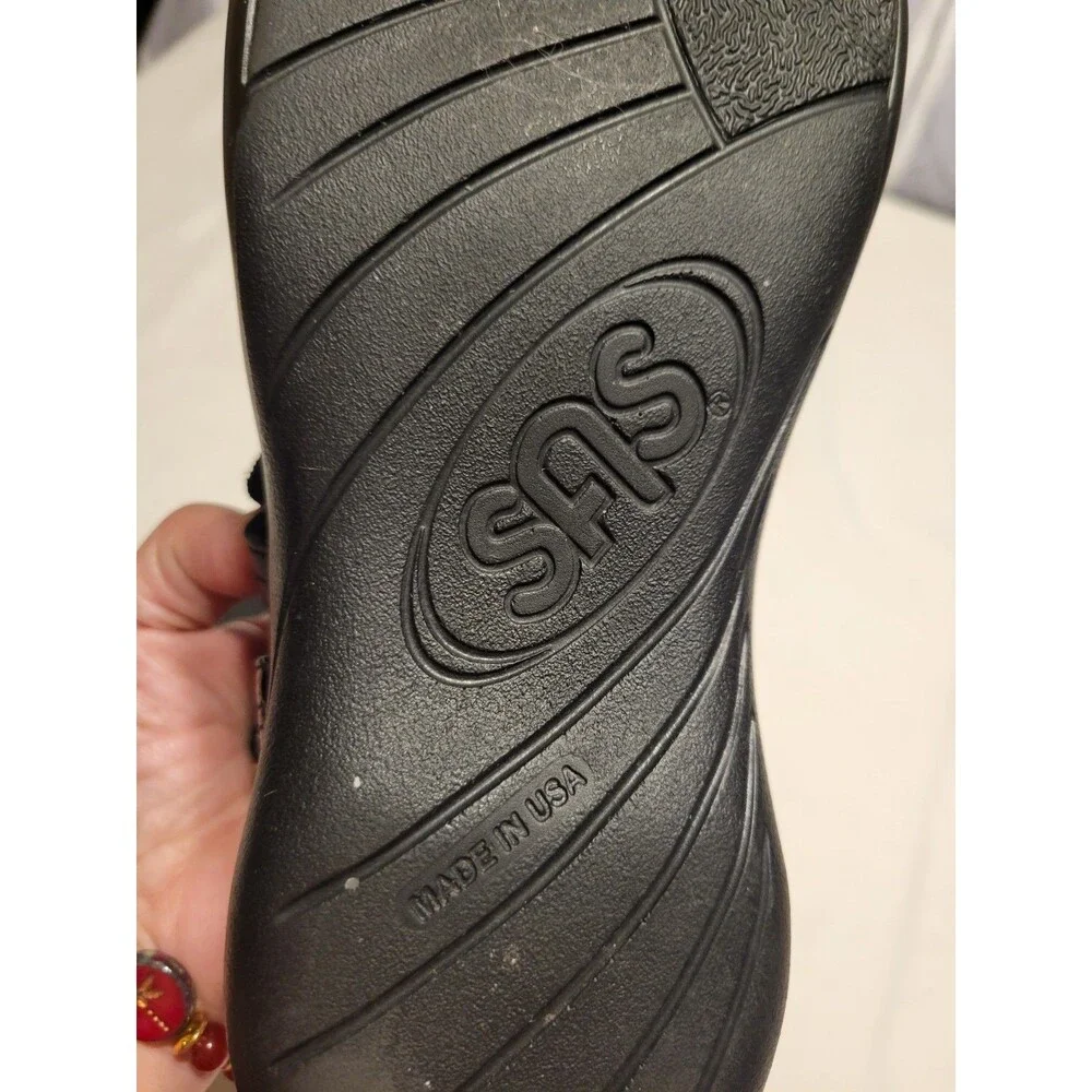 SAS Women's Black Leather Comfort Sandals Strappy Adjustable Hook and  Hoop 10 M